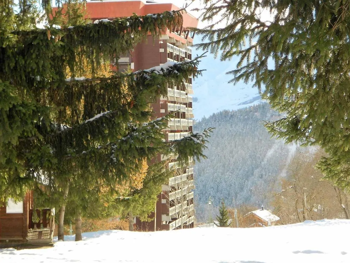 Appartement Renove Au Pied Des Pistes Avec 2 Balcons, Piscine Et Wifi - Fr-1-267-198 Le Corbier Frankrijk