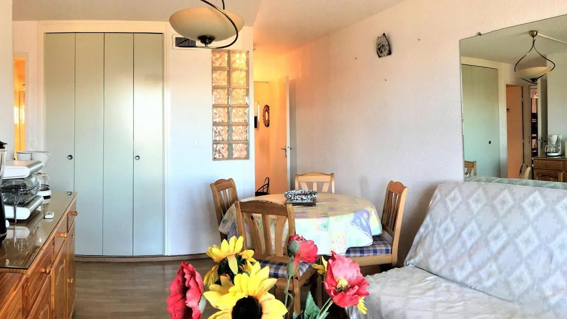 Appartement Renove Au Pied Des Pistes Avec 2 Balcons, Piscine Et Wifi - Fr-1-267-198 Le Corbier 0*,  Frankrijk